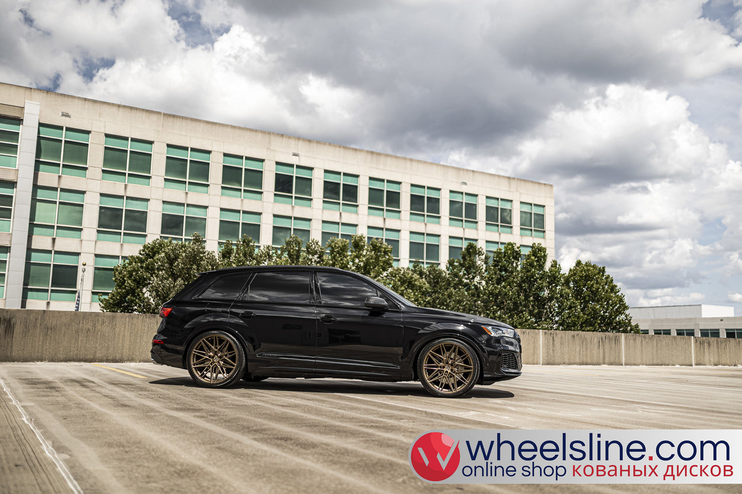 Black  Audi Q7 1-Piece VS HF-71 Matte Bronze 240903