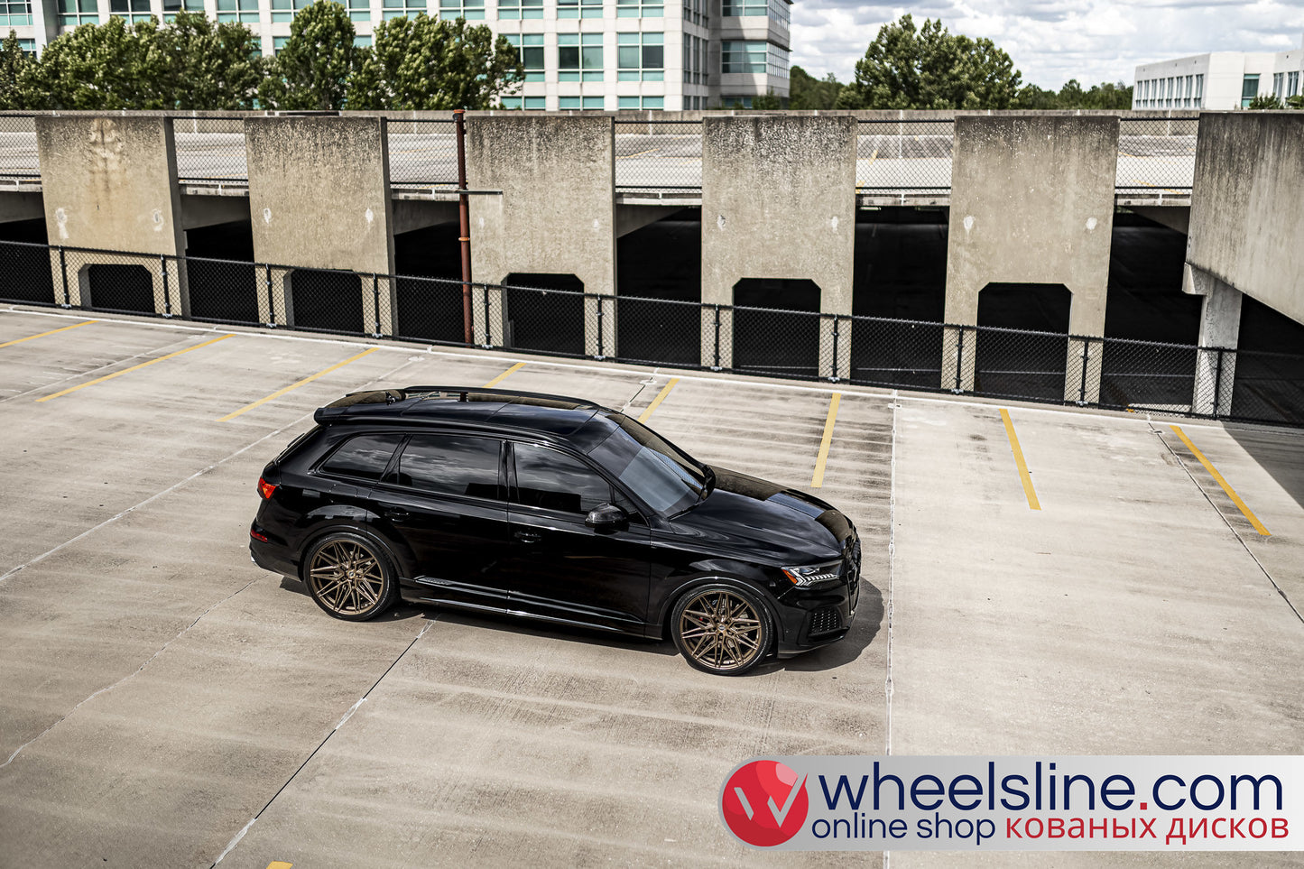 Black  Audi Q7 1-Piece VS HF-71 Matte Bronze 240903