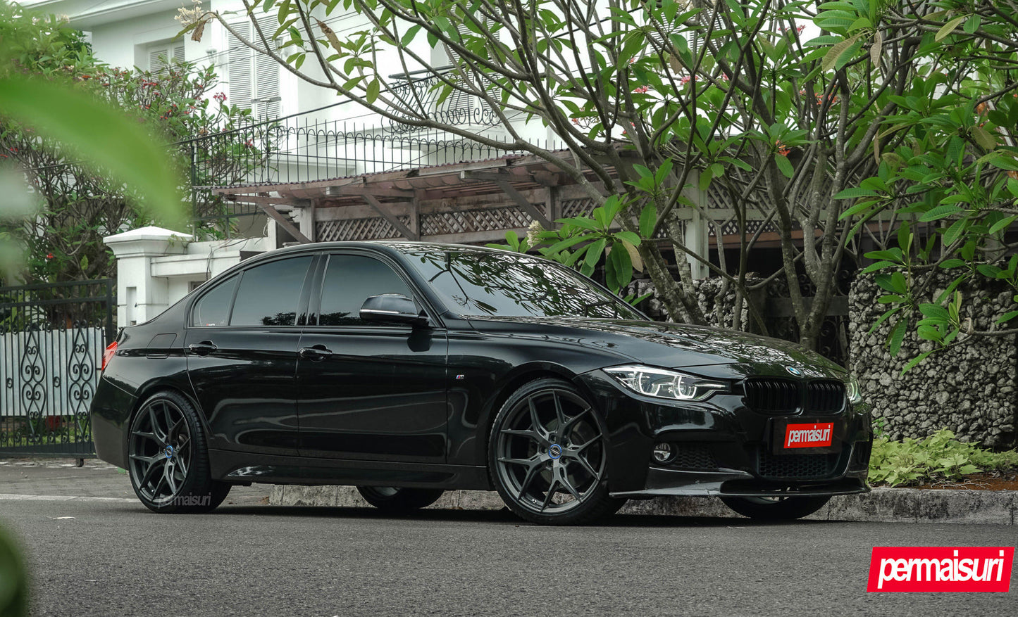 Black BMW 3-Series 1-Piece VS HF-51 Matte Gunmetal  240801