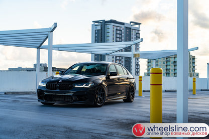 Black BMW 5-Series 1-Piece VS HF-51 Matte Black  Cap-C 240802