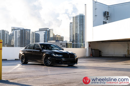 Black BMW 5-Series 1-Piece VS HF-51 Matte Black  Cap-C 240802