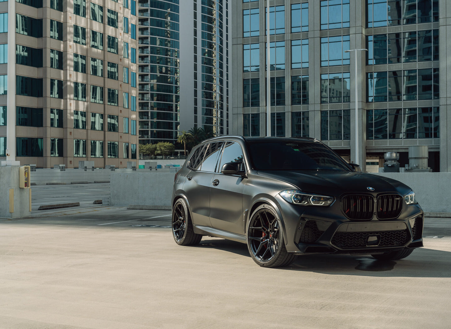 Black BMW X5 1-Piece VS EVO-41 Gloss Black  240807