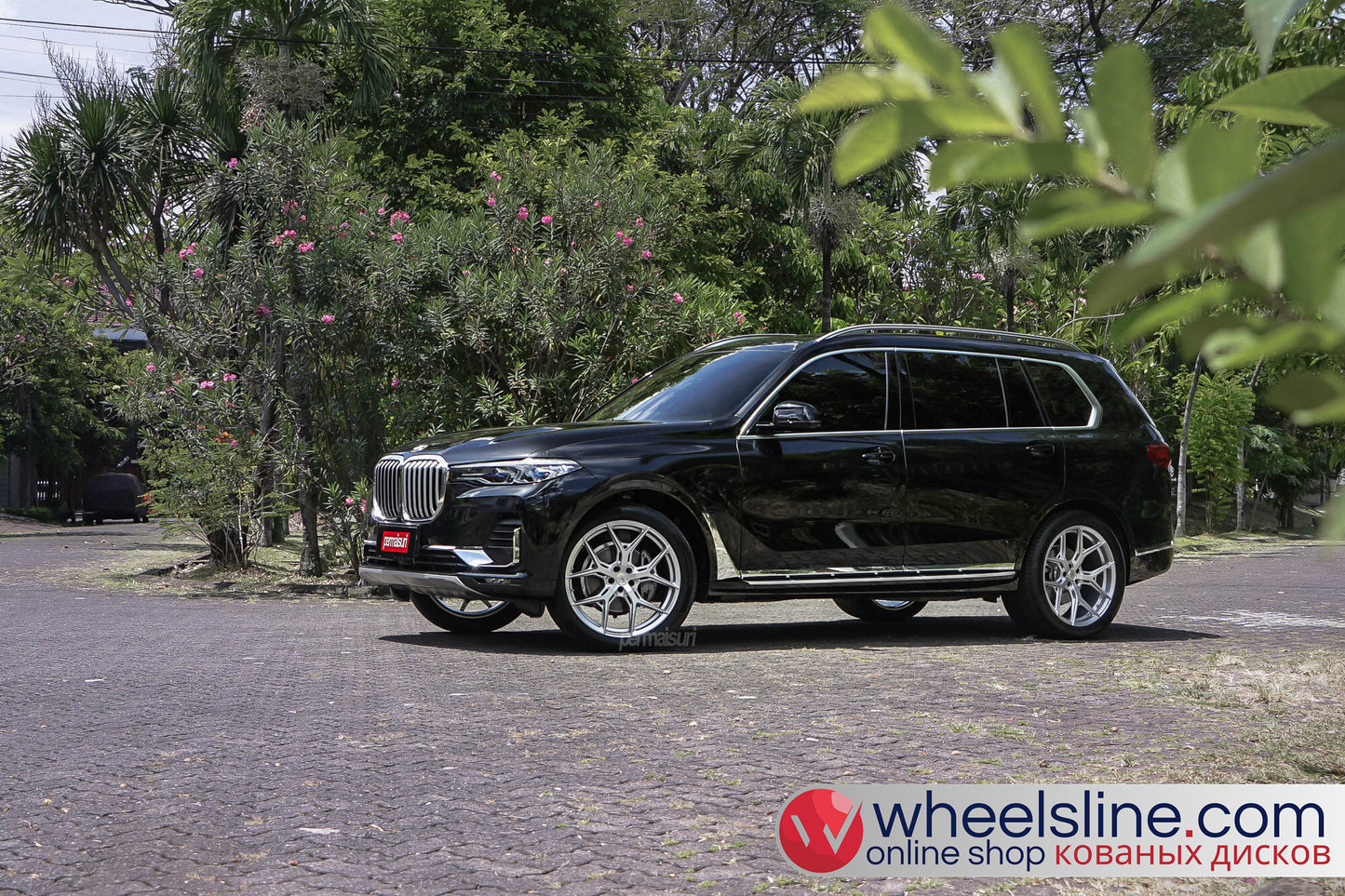 Black BMW X7 1-Piece VS HF-51 Matte Silver  240821