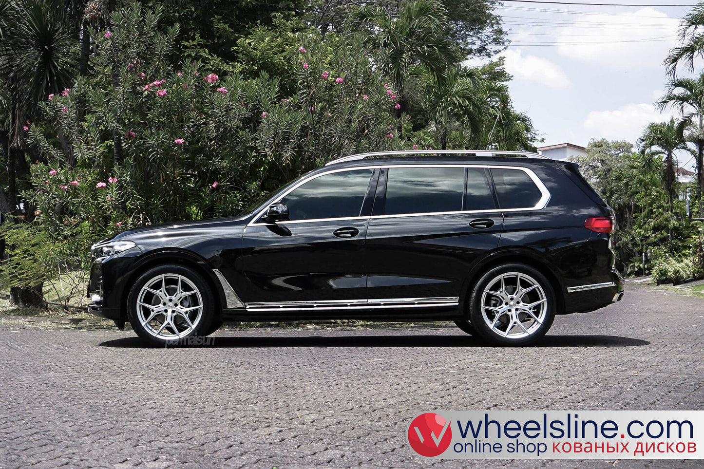 Black BMW X7 1-Piece VS HF-51 Matte Silver  240821