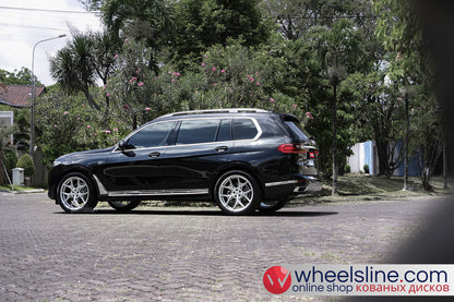 Black BMW X7 1-Piece VS HF-51 Matte Silver  240821