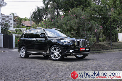 Black BMW X7 1-Piece VS HF-51 Matte Silver  240821