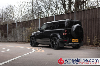 Black Land Rover Defender 1-Piece VS HF-81 Gloss Black Cap-B 240922