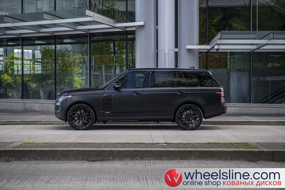 Black Land Rover Range Rover 1-Piece VS HF-21 Gloss Black 240924