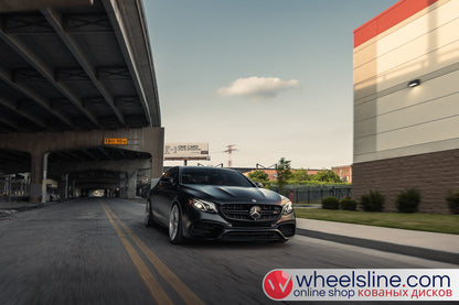 Black Mercedes E 1-Piece VS EVO-31 Matte Silver 240803