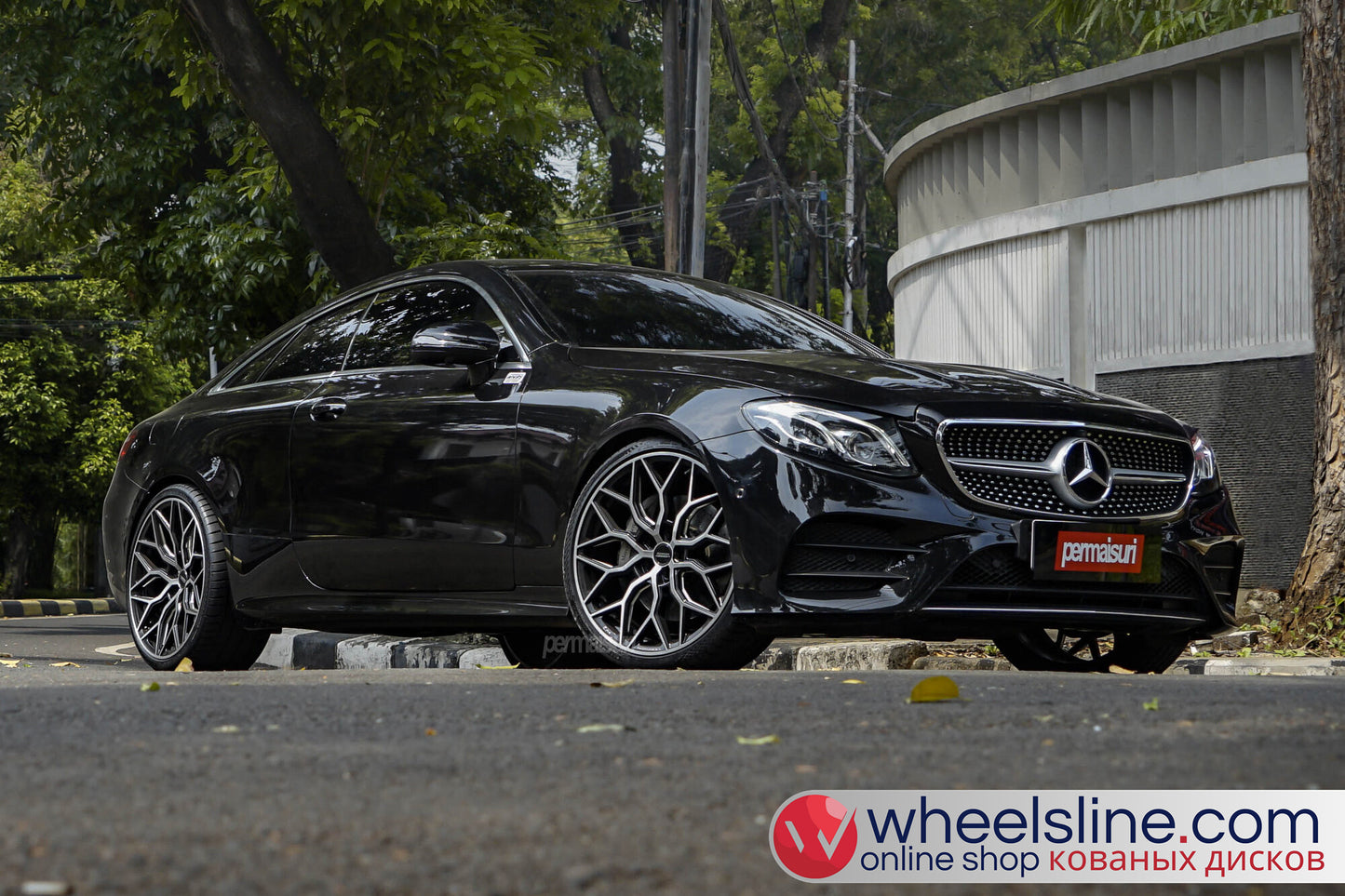 Black Mercedes E 1-Piece VS HF-21 Matte Black 240803