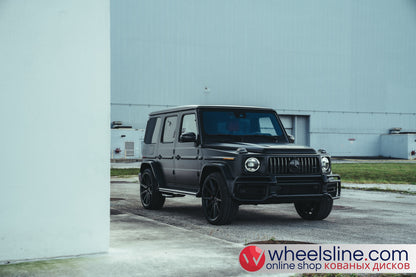 Black Mercedes G 1-Piece VS HF-31 Gloss Black 240803-2