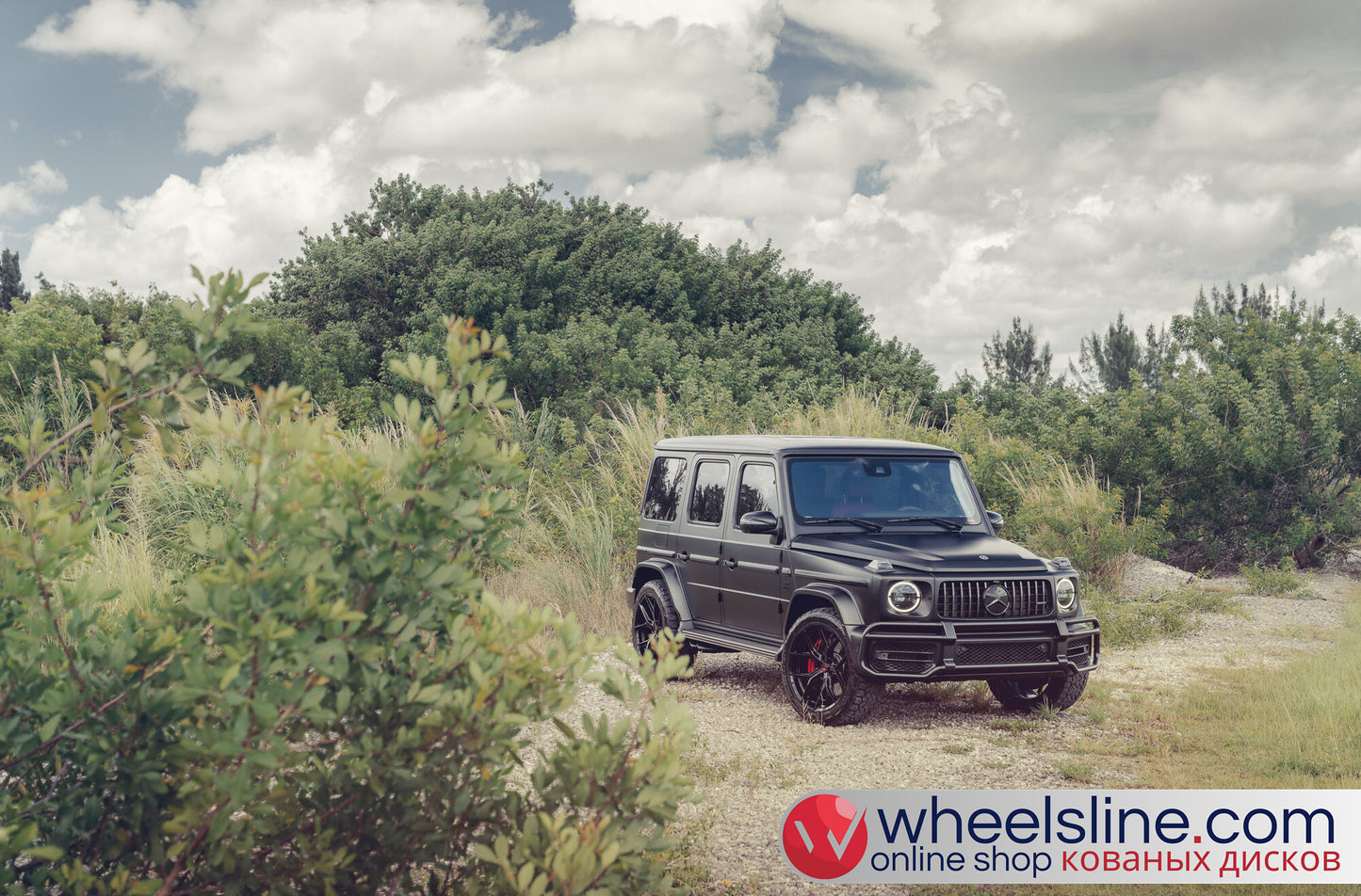 Black Mercedes G 1-Piece VS HF-51 Gloss Black Cap-C 240803