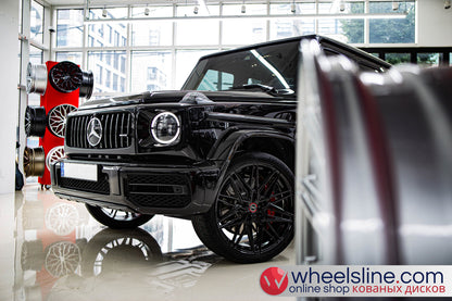 Black Mercedes G 1-Piece VS HF-71 Gloss Black 240803-1