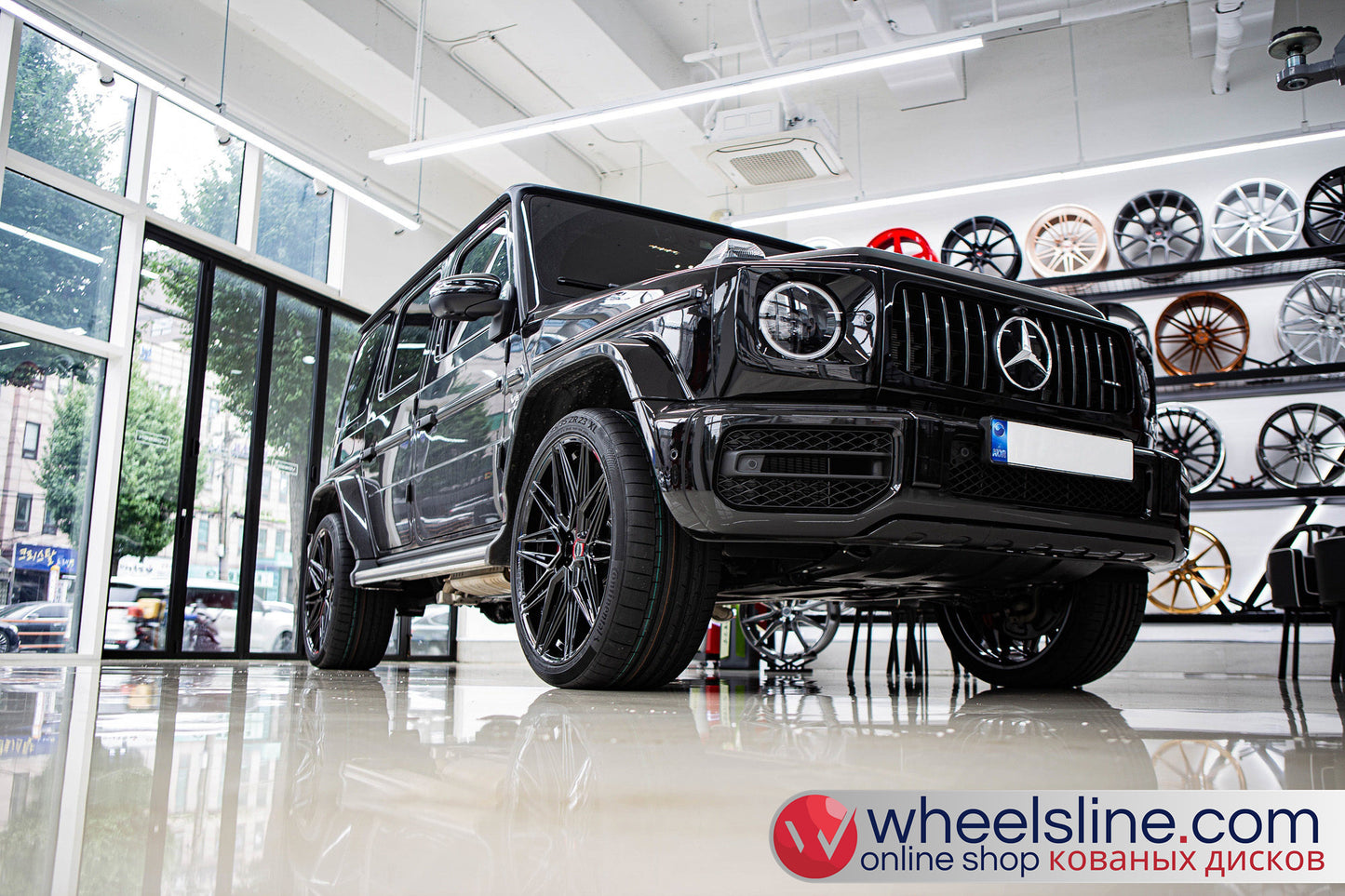 Black Mercedes G 1-Piece VS HF-71 Gloss Black 240803-1