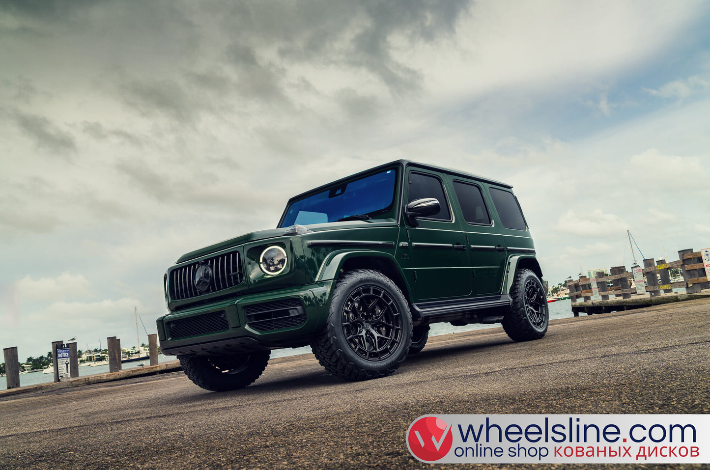 Green Mercedes G 1-Piece VS HFX-11 Gloss Black 240804