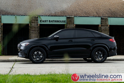 Black Mercedes GLE 1-Piece VS HF-51 Gloss Black  240802