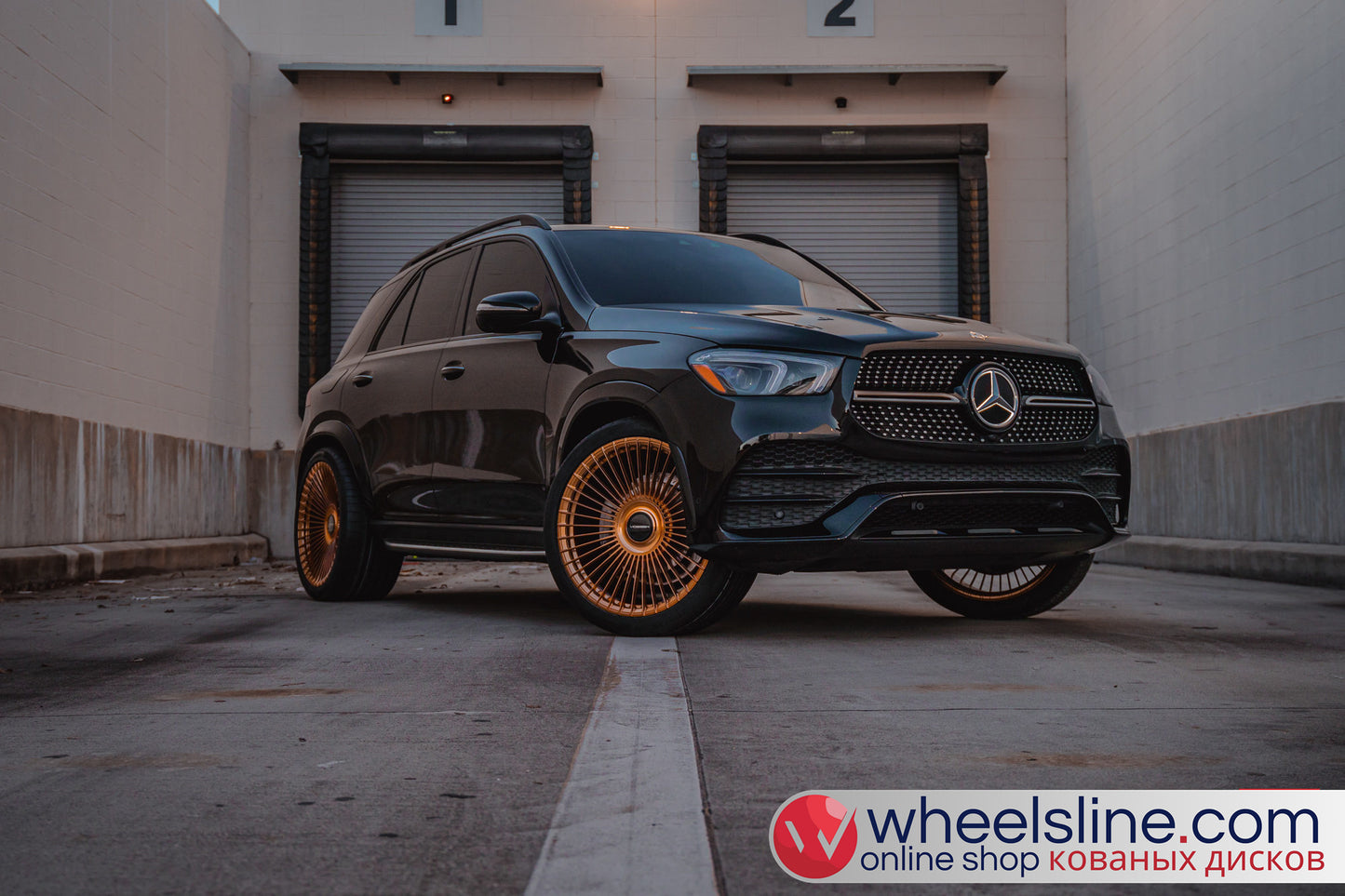 Black Mercedes GLE 1-Piece VS S17-161 Polished Bronze-2 Cap-B 240805