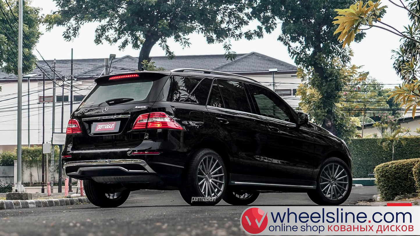 Black Mercedes ML 1-Piece VS VFS-21 Matte Gunmetal 240802