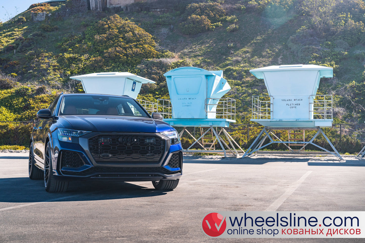 Blue  Audi Q8 1-Piece VS HF-71 Piano Black 240903