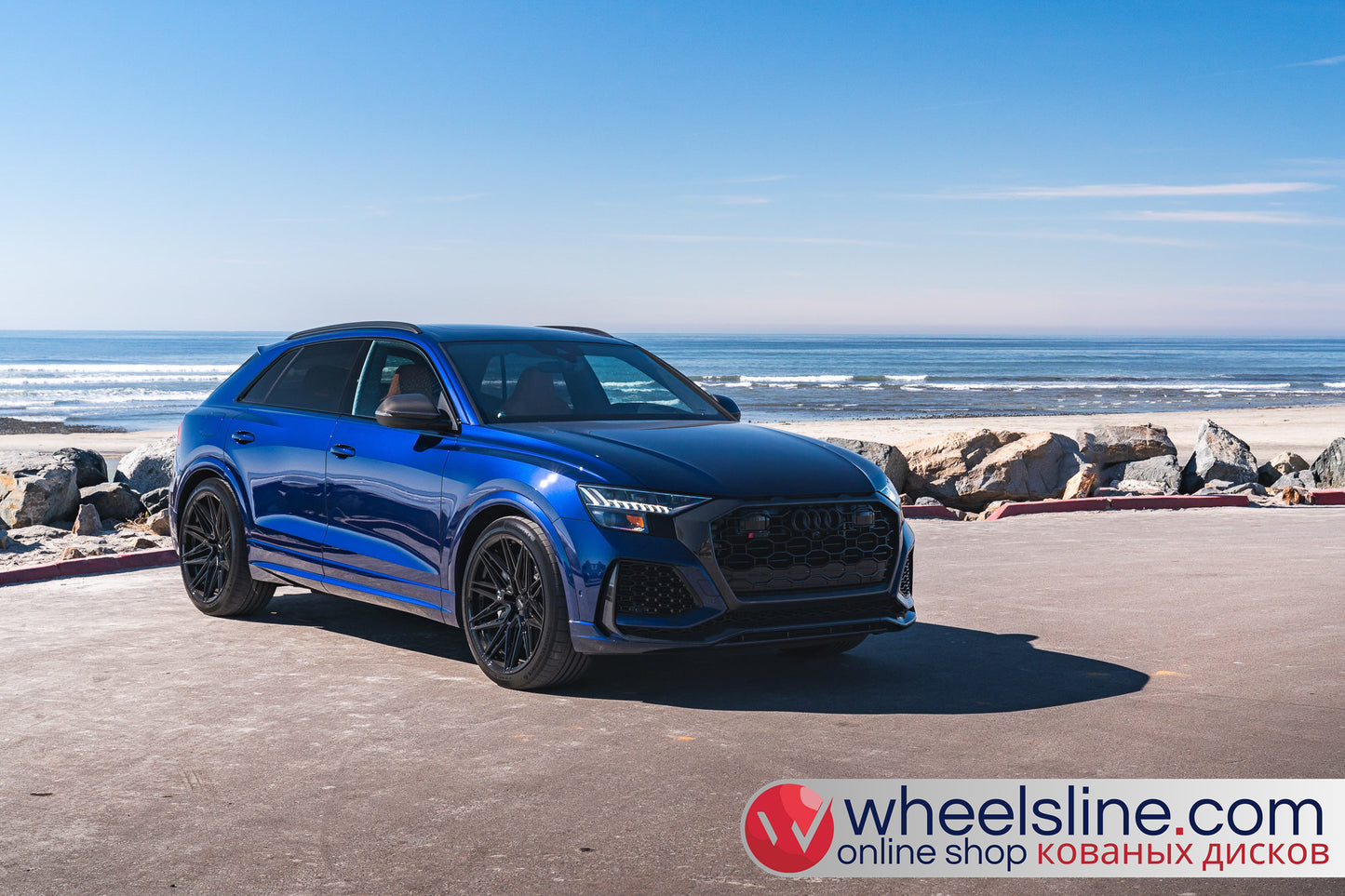 Blue  Audi Q8 1-Piece VS HF-71 Piano Black 240903