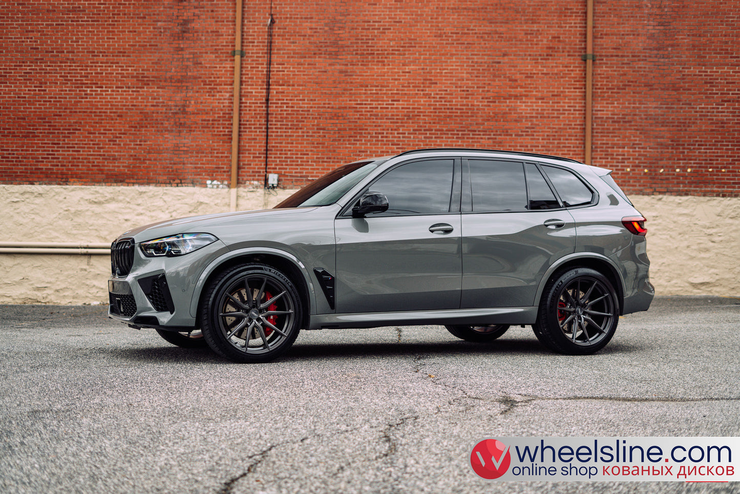 Gray BMW X5 1-Piece VS HF-31 Gloss Gunmetal  240820