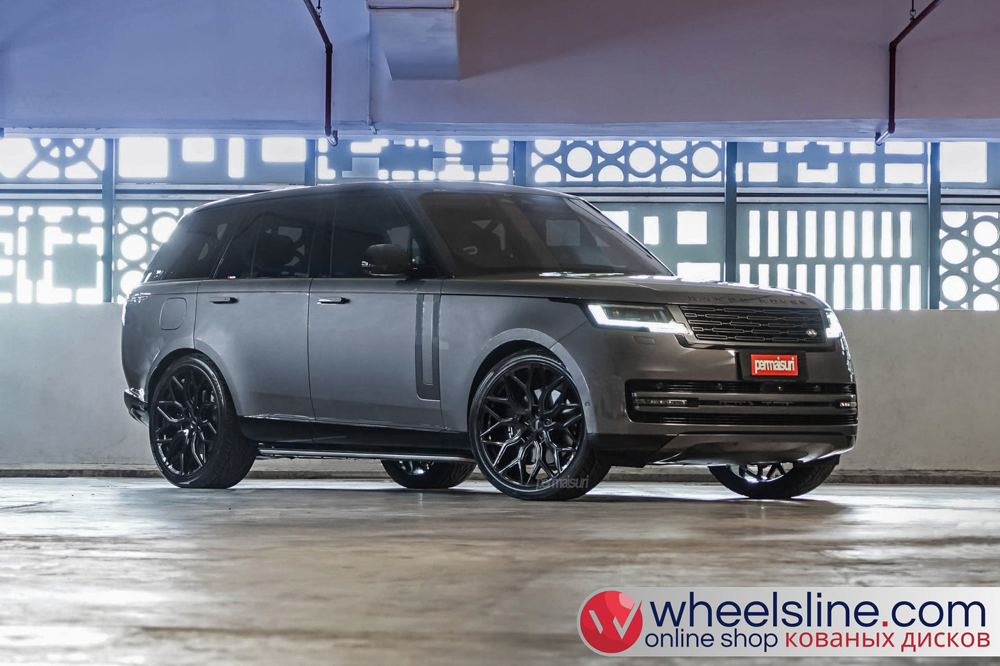 Gray Land Rover Range Rover 1-Piece VS HF-21  Gloss Black 240924-2