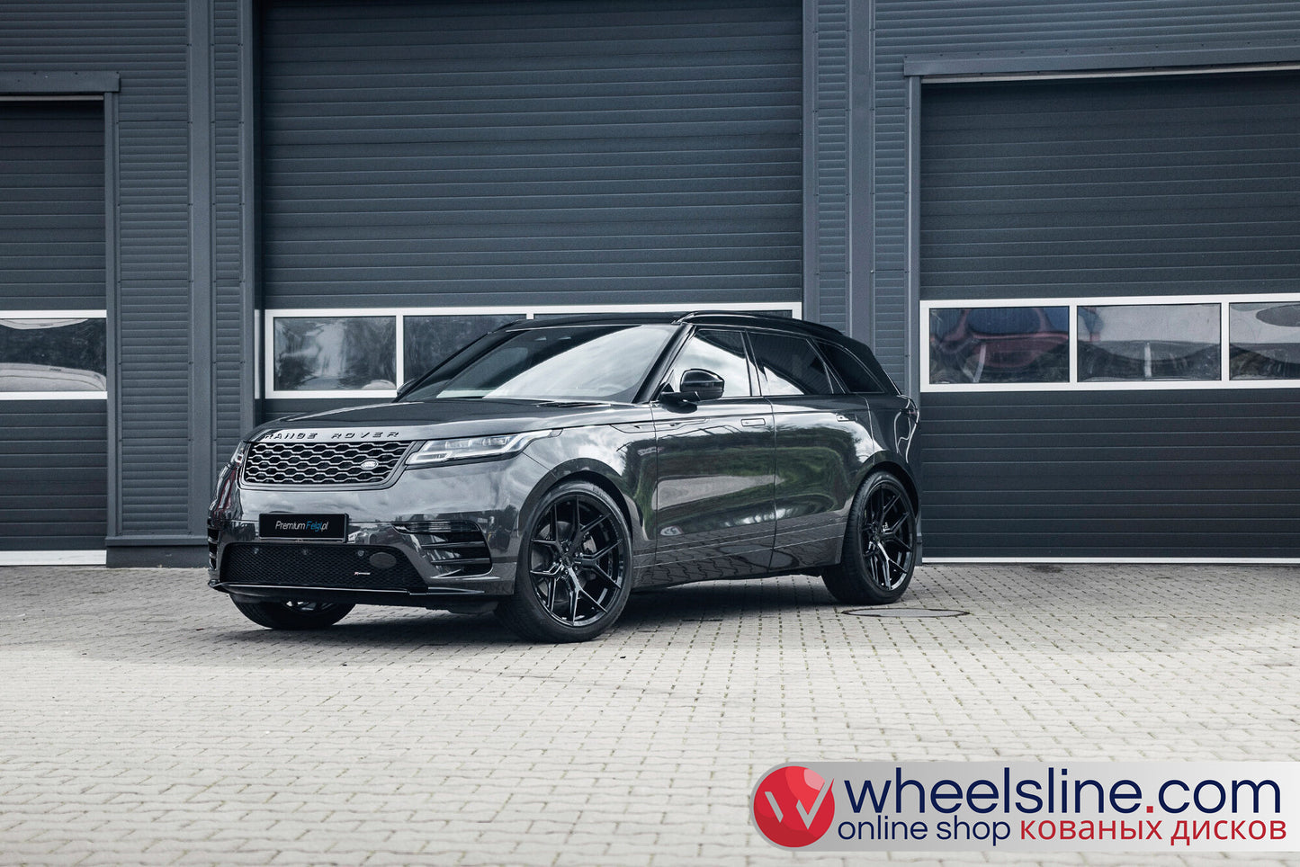 Gray Land Rover Range Rover Sport 1-Piece VS HF-51  Gloss Black 240926