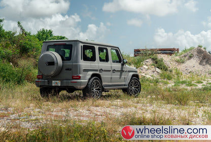 Gray Mercedes G 1-Piece VS HF-21 Gloss Black 240810