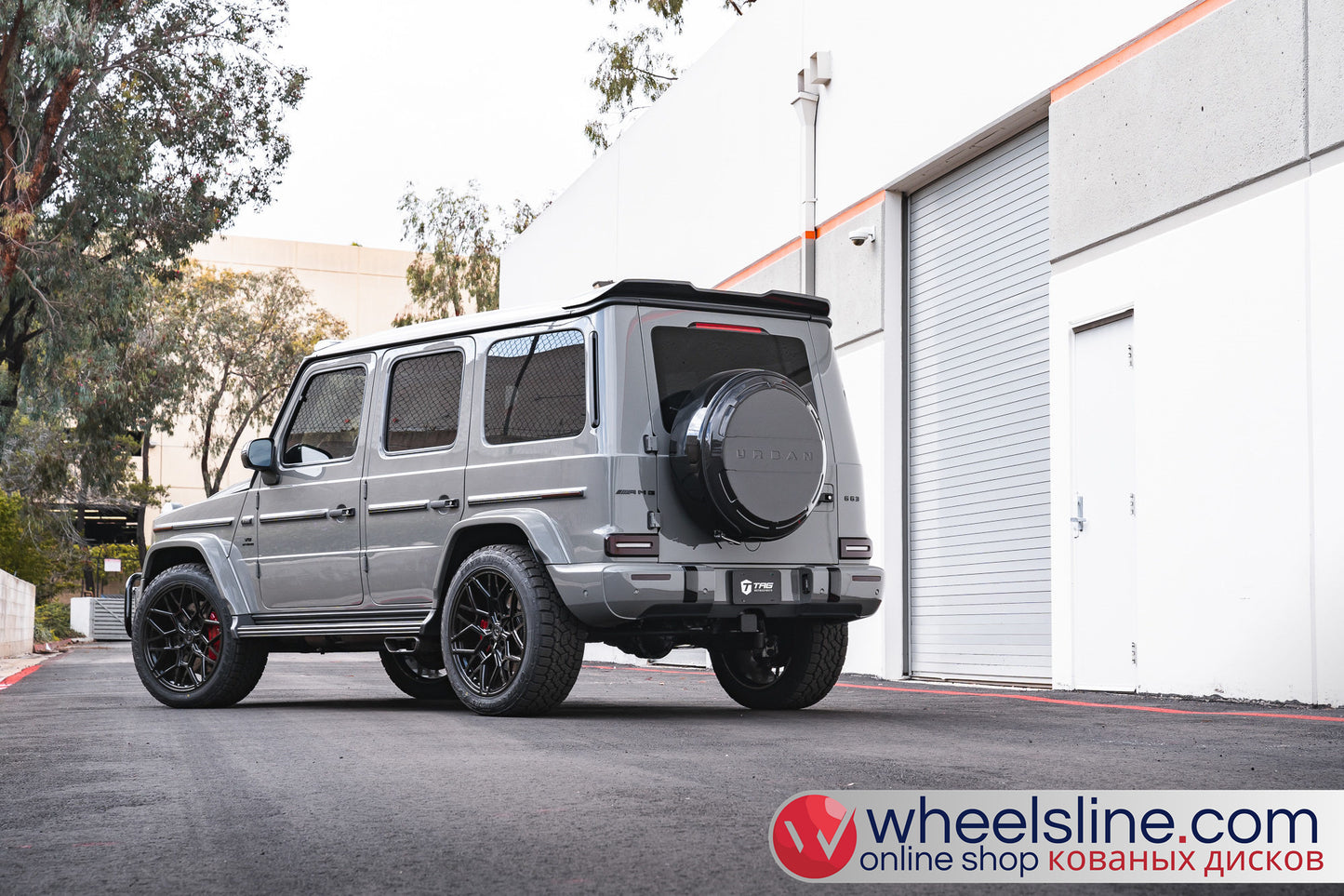 Gray Mercedes G 1-Piece VS UV-11 Gloss Black 240810