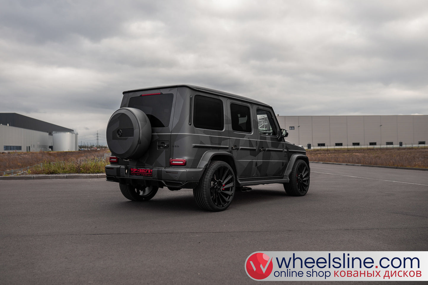 Gray Mercedes G 1-Piece VS UV-31 Brushed Black 240802