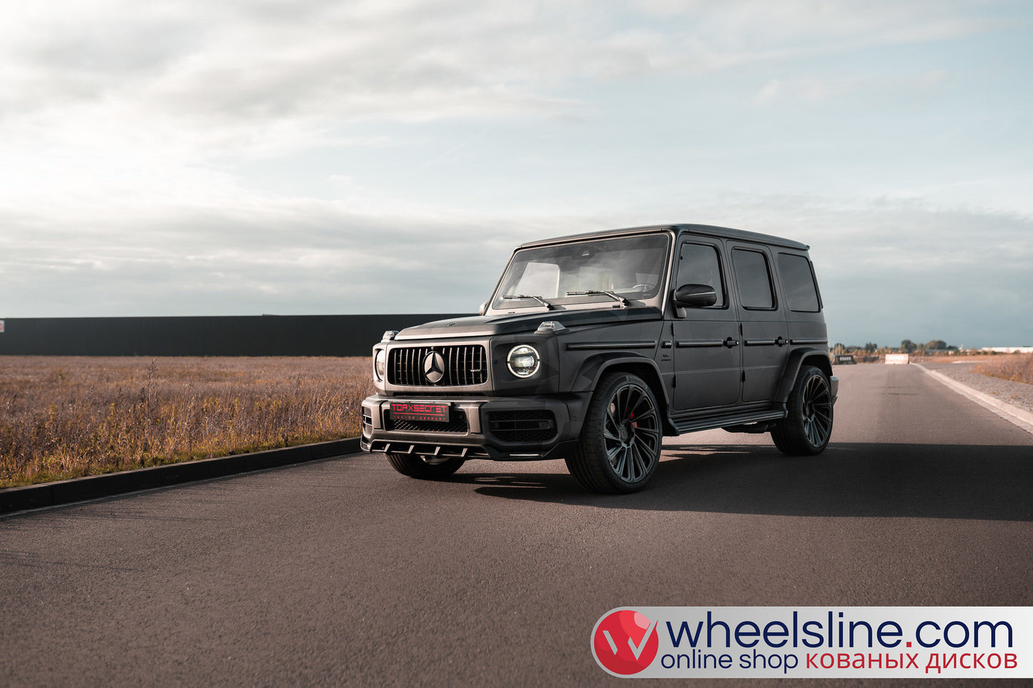 Gray Mercedes G 1-Piece VS UV-31 Brushed Black 240802