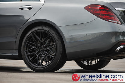 Gray Mercedes S 1-Piece VS HF-71 Gloss Black 240815