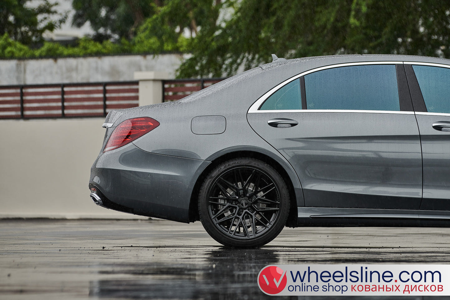 Gray Mercedes S 1-Piece VS HF-71 Gloss Black 240815