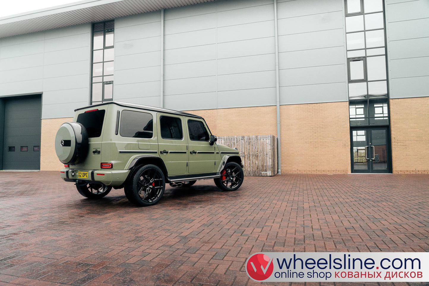 Green Mercedes G 1-Piece VS HF-51 Gloss Black 240811