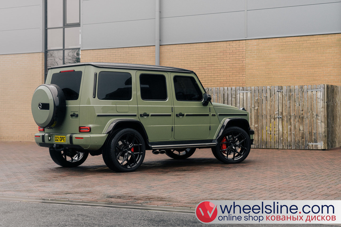 Green Mercedes G 1-Piece VS HF-51 Gloss Black 240811