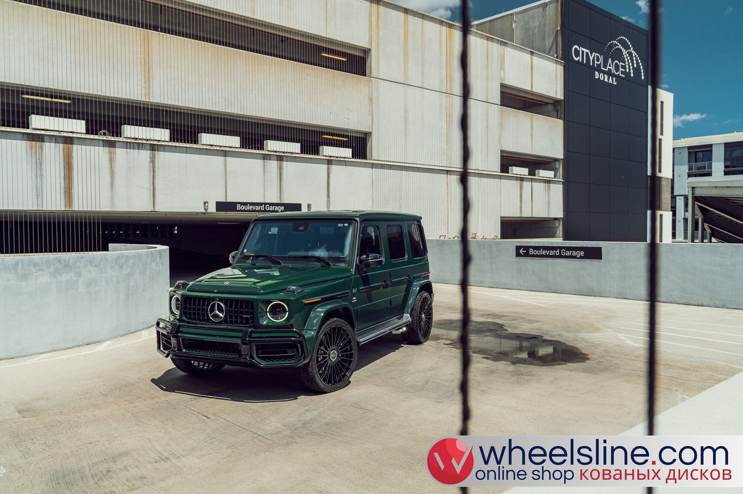 Green  Mercedes G 1-Piece VS HF-81 Gloss Black 240811