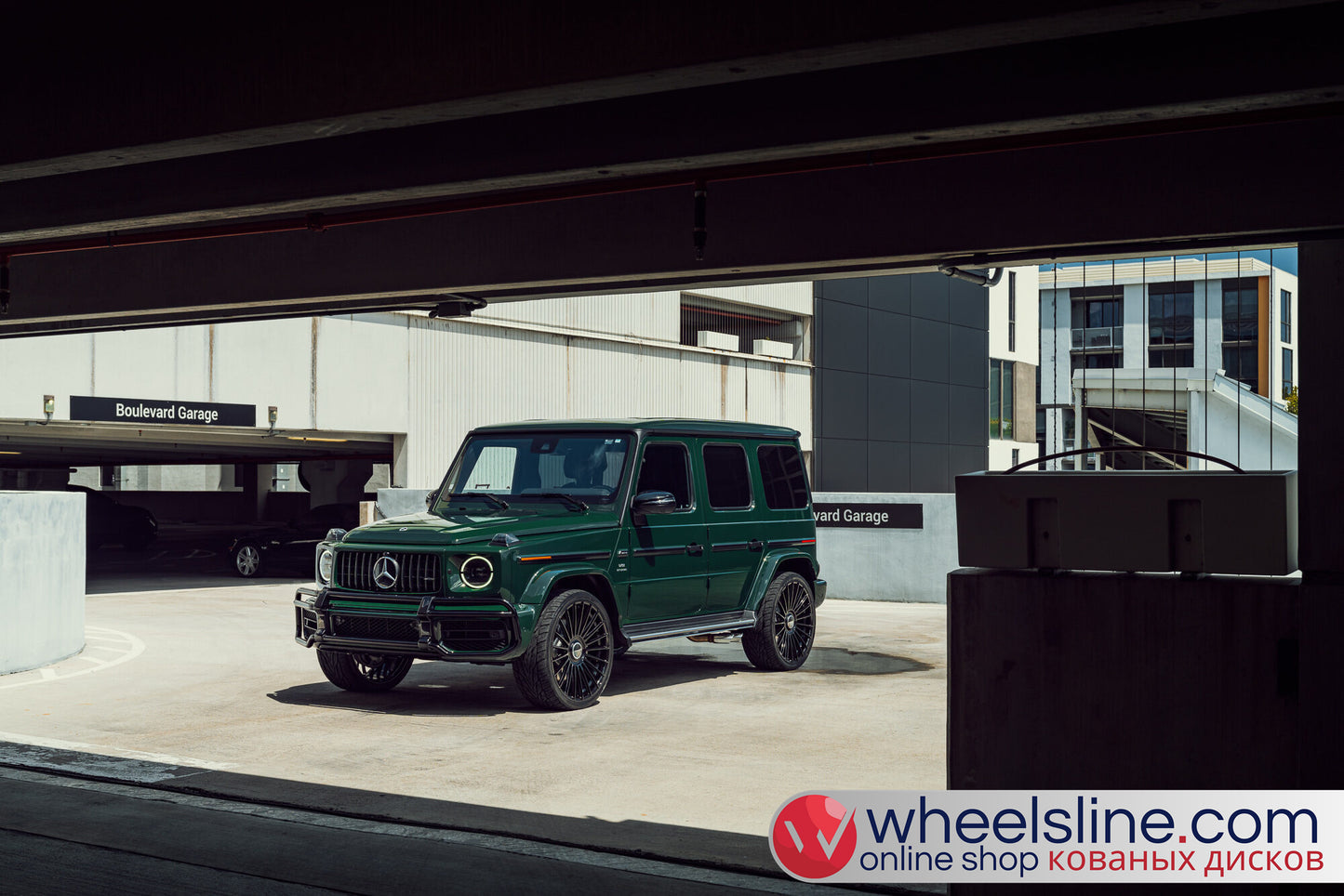 Green  Mercedes G 1-Piece VS HF-81 Gloss Black 240811