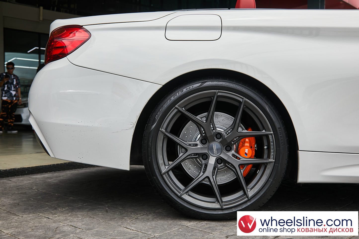 White BMW 4-Series 1-Piece VS HF-51 Matte Gunmetal 240801