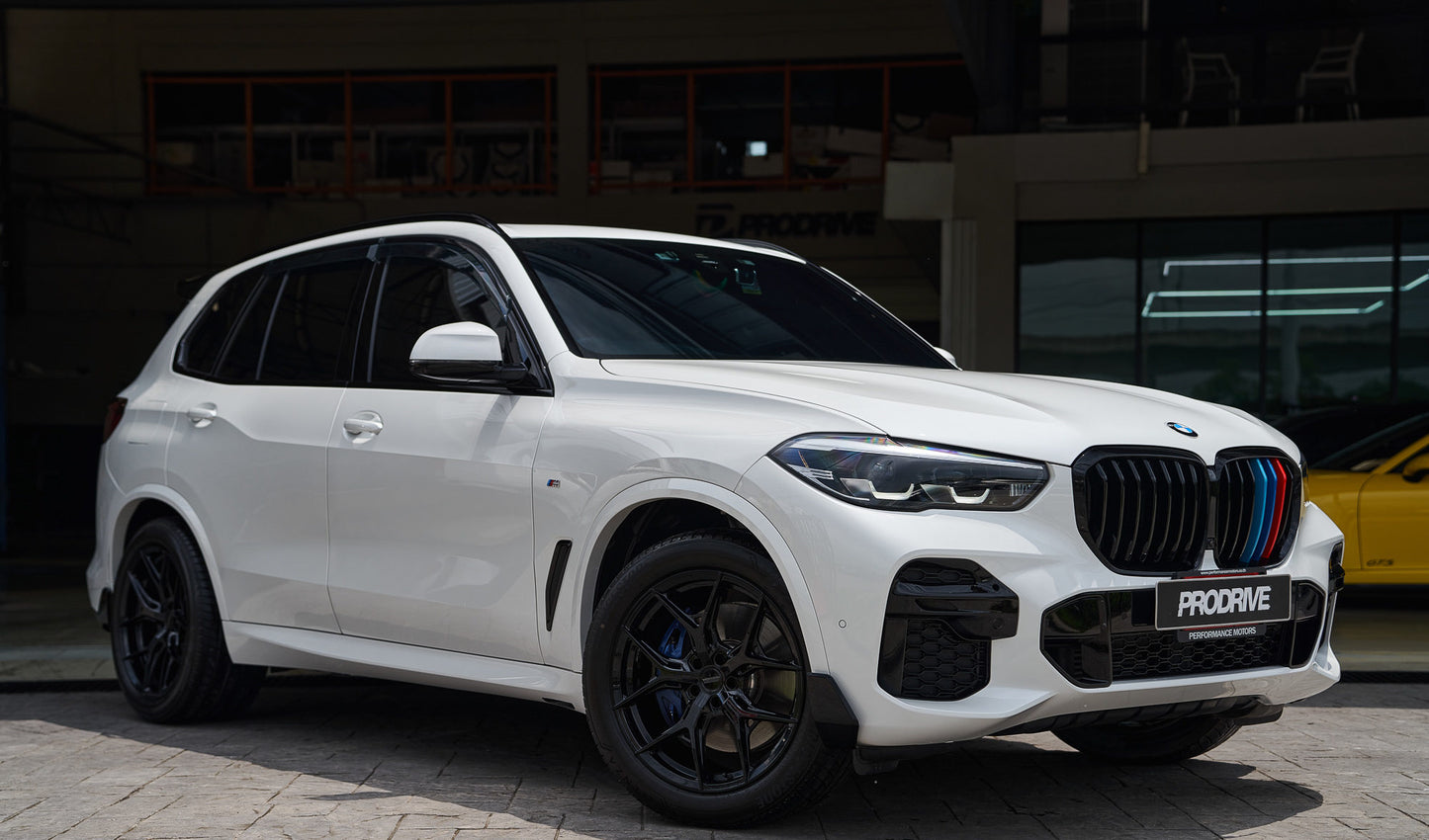 White BMW X5 1-Piece VS HF-51 Gloss Black  240807