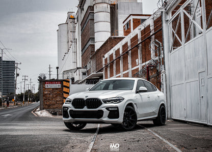 White BMW X6 1-Piece VS HF-31 Matte Black  240807