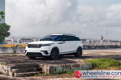 White Land Rover Range Rover Velar 1-Piece VS HF-71  Gloss Black 240926