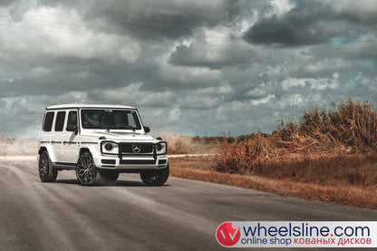 White Mercedes G 1-Piece VS HF-21 Gloss Black With Brushed Face And Polished Windows 240802