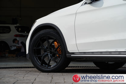 White Mercedes GLC 1-Piece VS HF-51 Gloss Black  240802