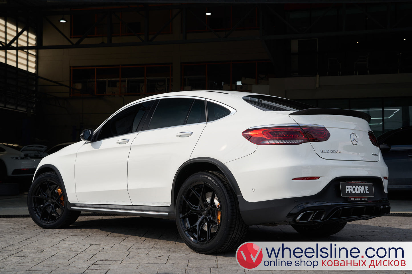 White Mercedes GLC 1-Piece VS HF-51 Gloss Black  240802