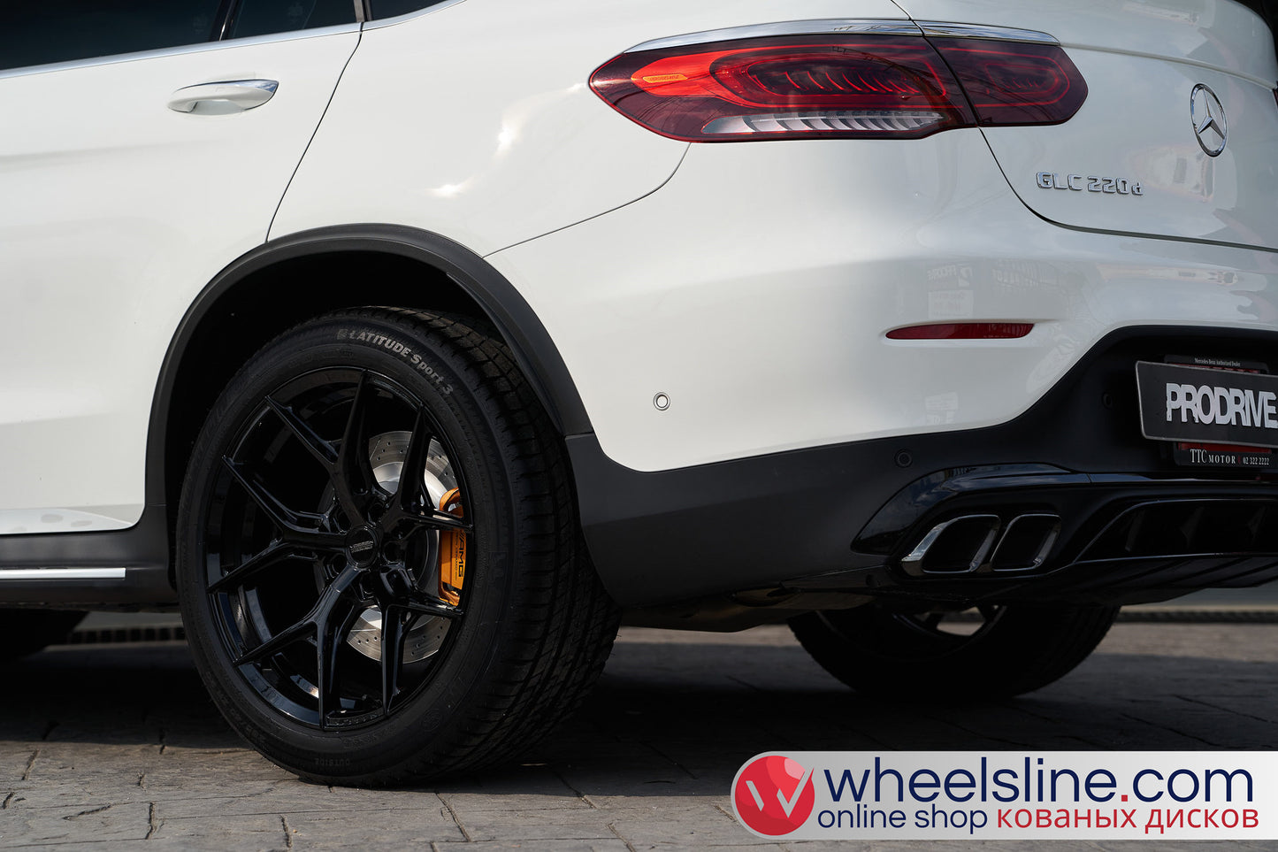 White Mercedes GLC 1-Piece VS HF-51 Gloss Black  240802