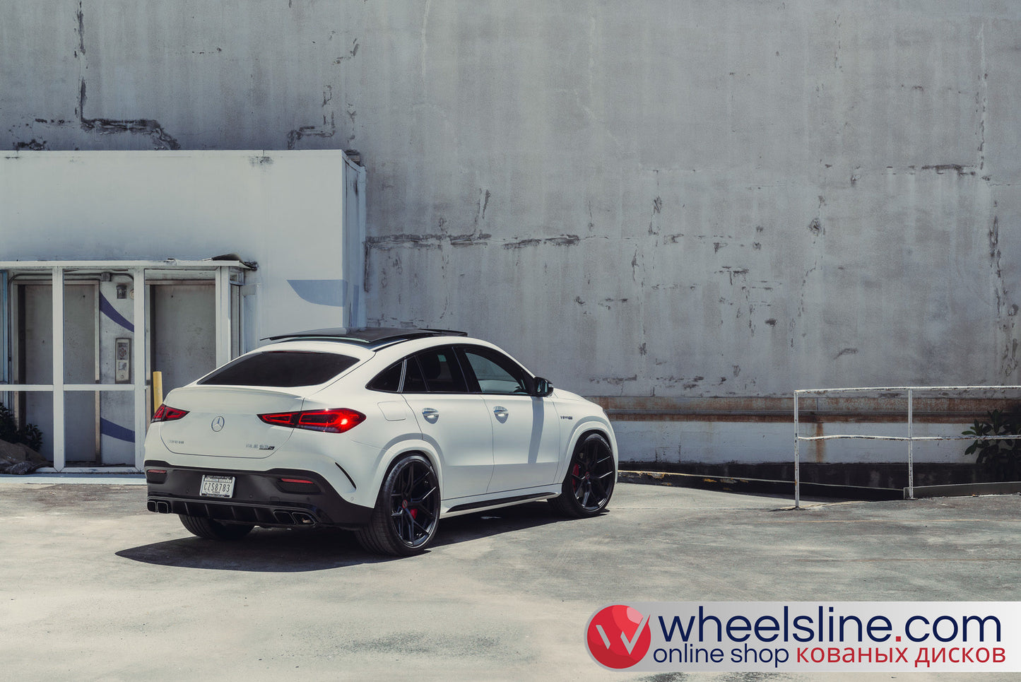 White Mercedes GLE  1-Piece VS HF-51 Gloss Black  240809