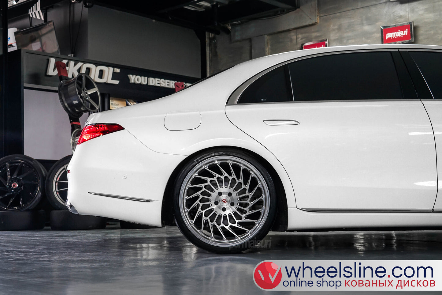 White Mercedes S 1-Piece VS ML-R21 Polished Silver With Brushed Face 240815