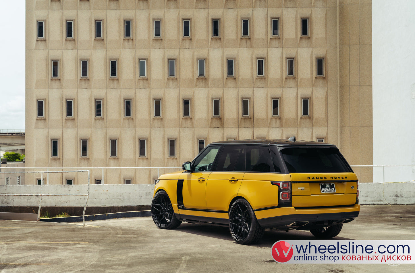 Yellow Land Rover Range Rover 1-Piece VS UV-11 Gloss Black 240926